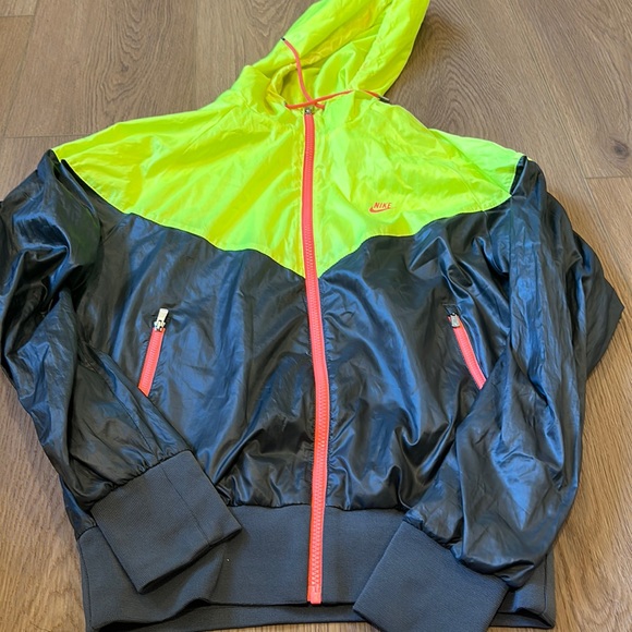 Jackets & Blazers - Nike Jacket size Large